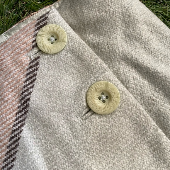 Abercrombie & Fitch wrap skirt - Picture 2 of 11